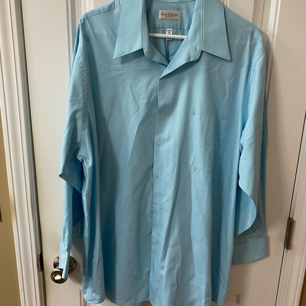 Van Heusen Men's Sky Blue Dress Shirt